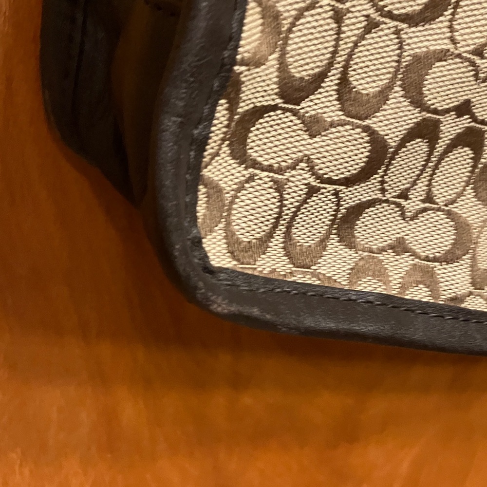 COACH. BROWN AND TAN BUSINESS CANVAS BRIEFCASE WITH LEATHER TRIM. AUTHENTIC. EUC - Picture 14 of 16